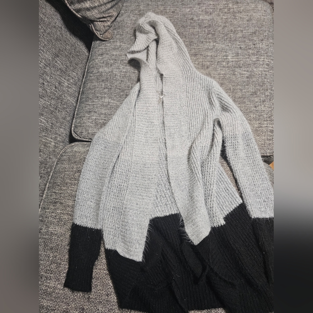 XS gray black ombre cardigan